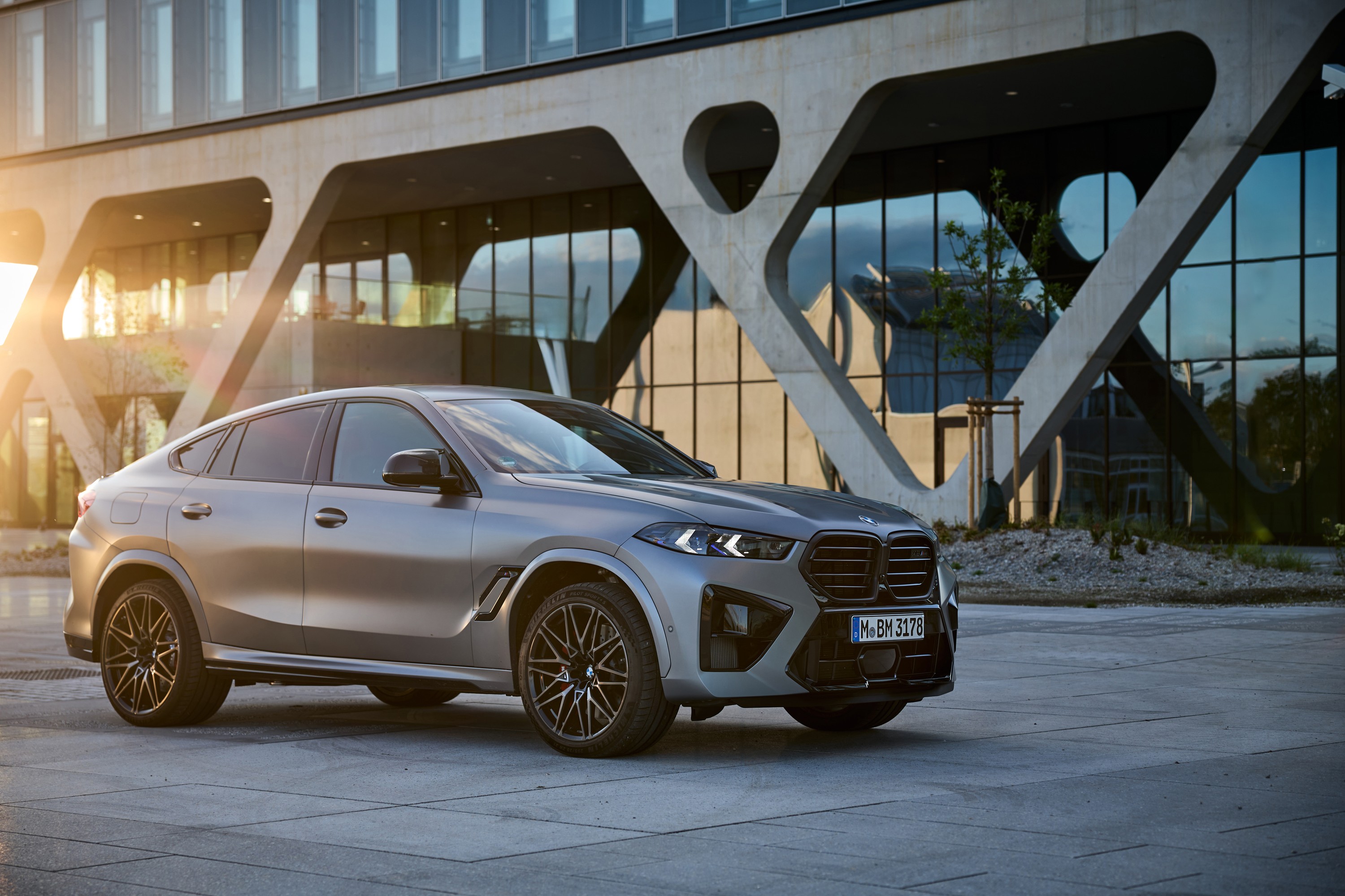 BMW X6 exterior P90518084