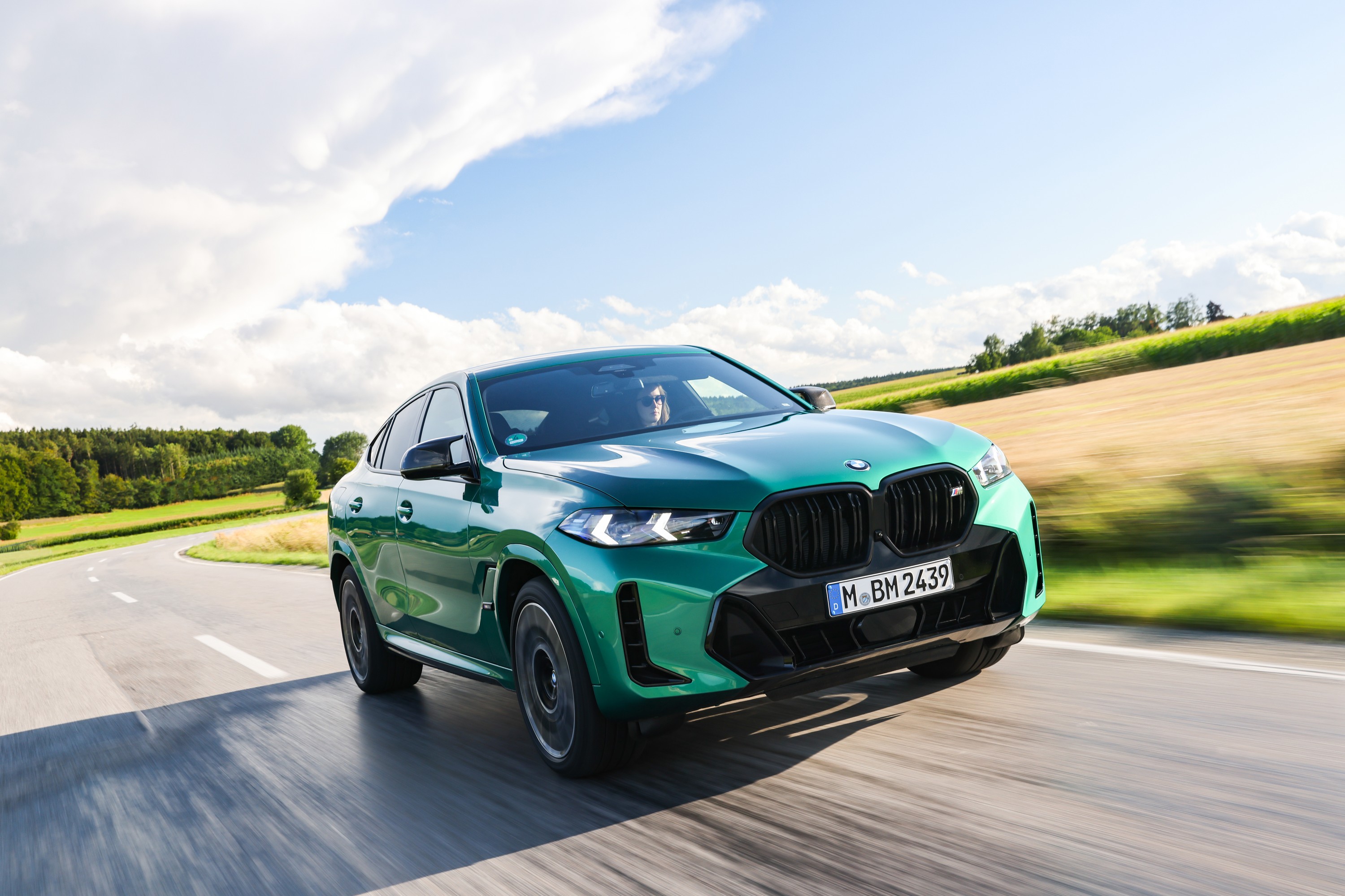 BMW X6 exterior P90518186