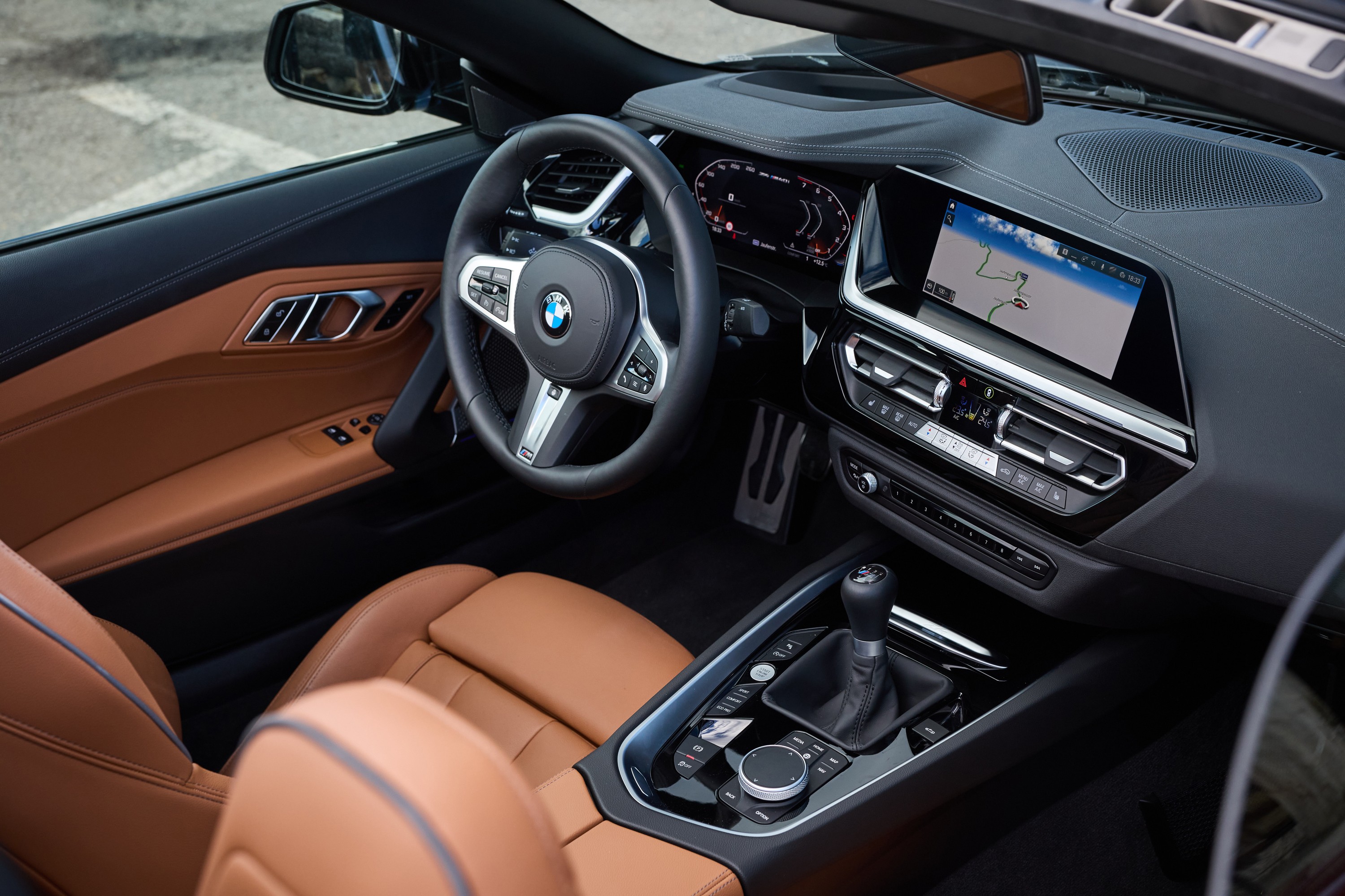 BMW Z4 exterior P90565135