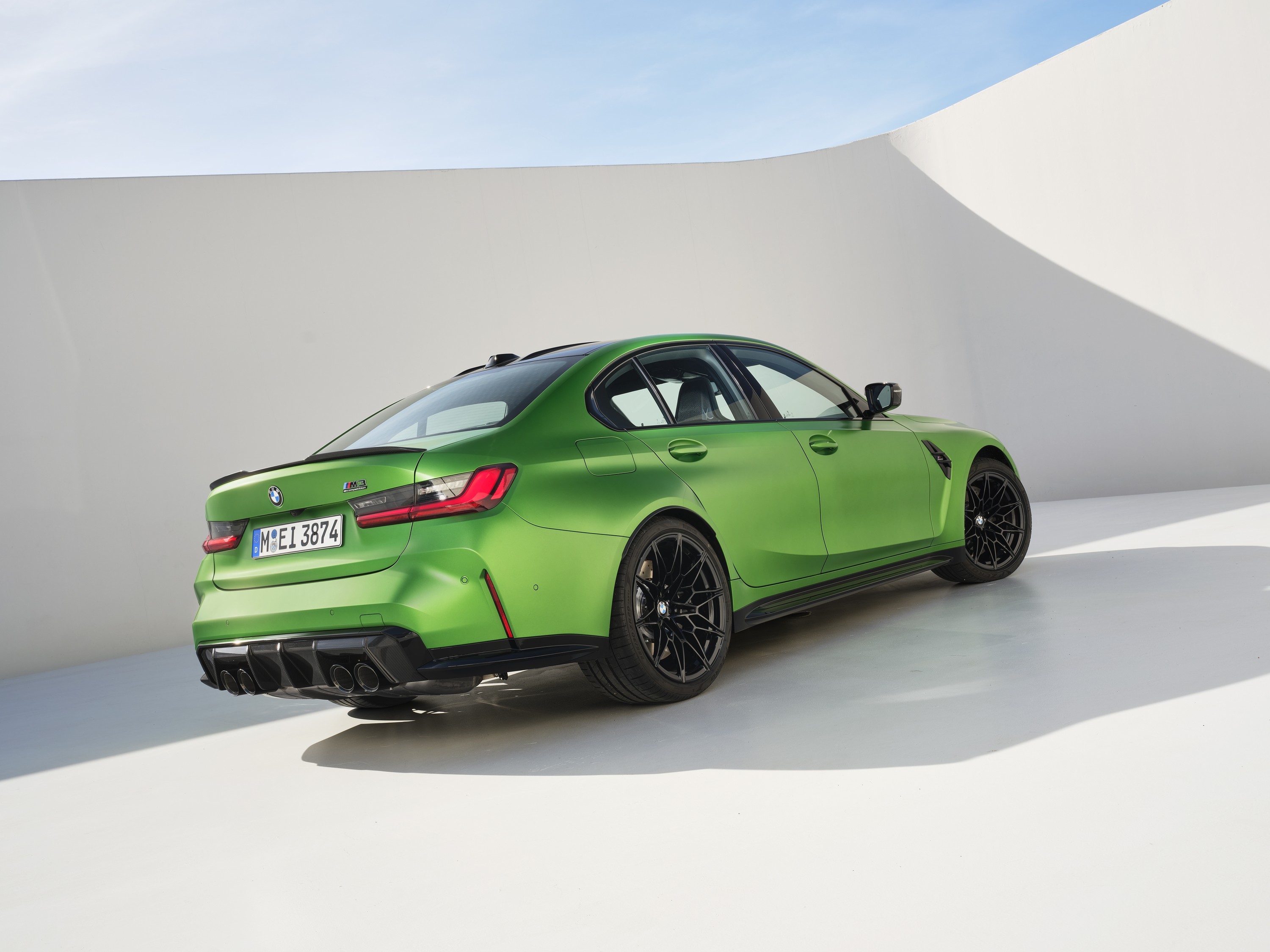 BMW M3 exterior P90551013