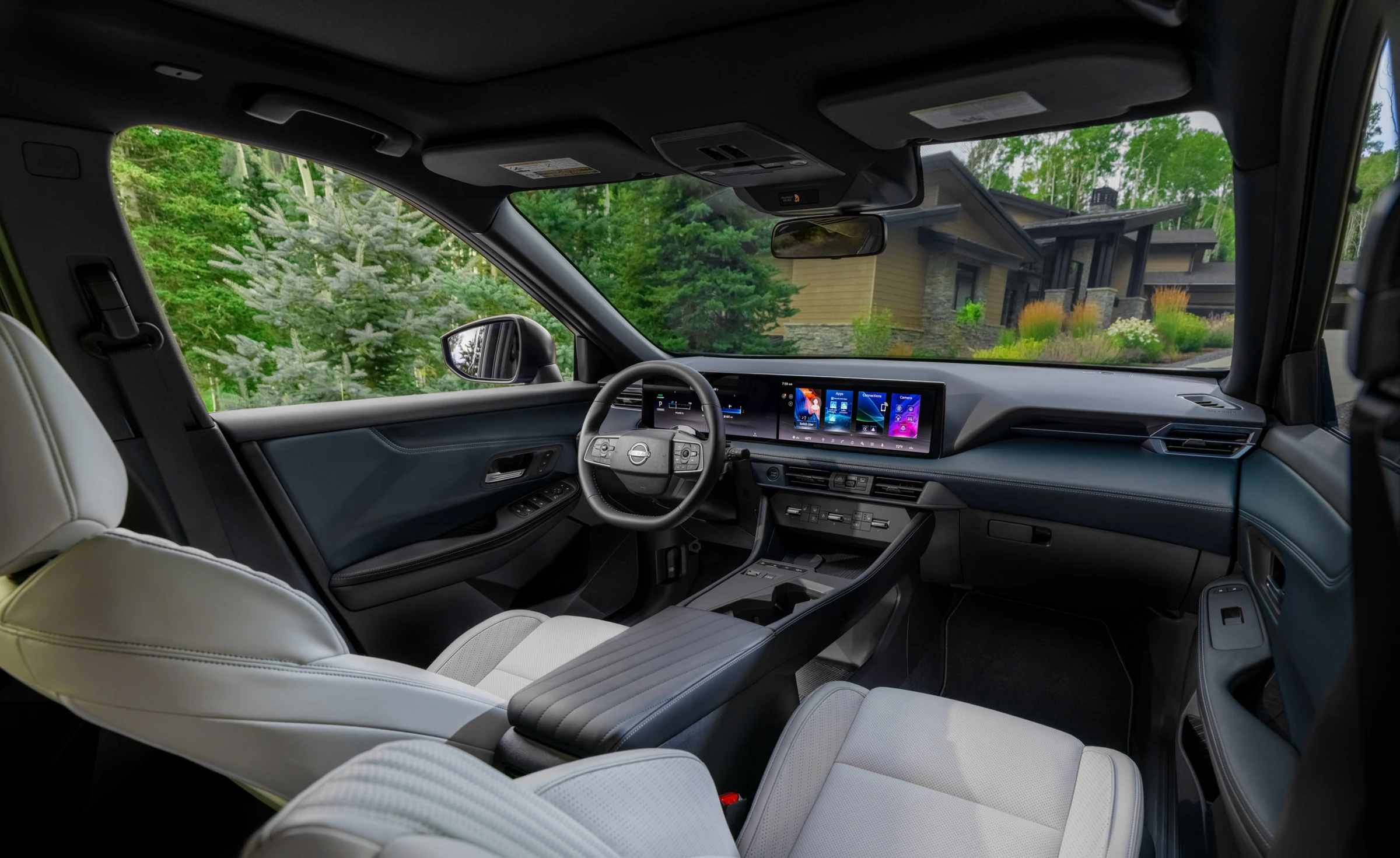 2027 Nissan Rogue Hybrid interior photo 3