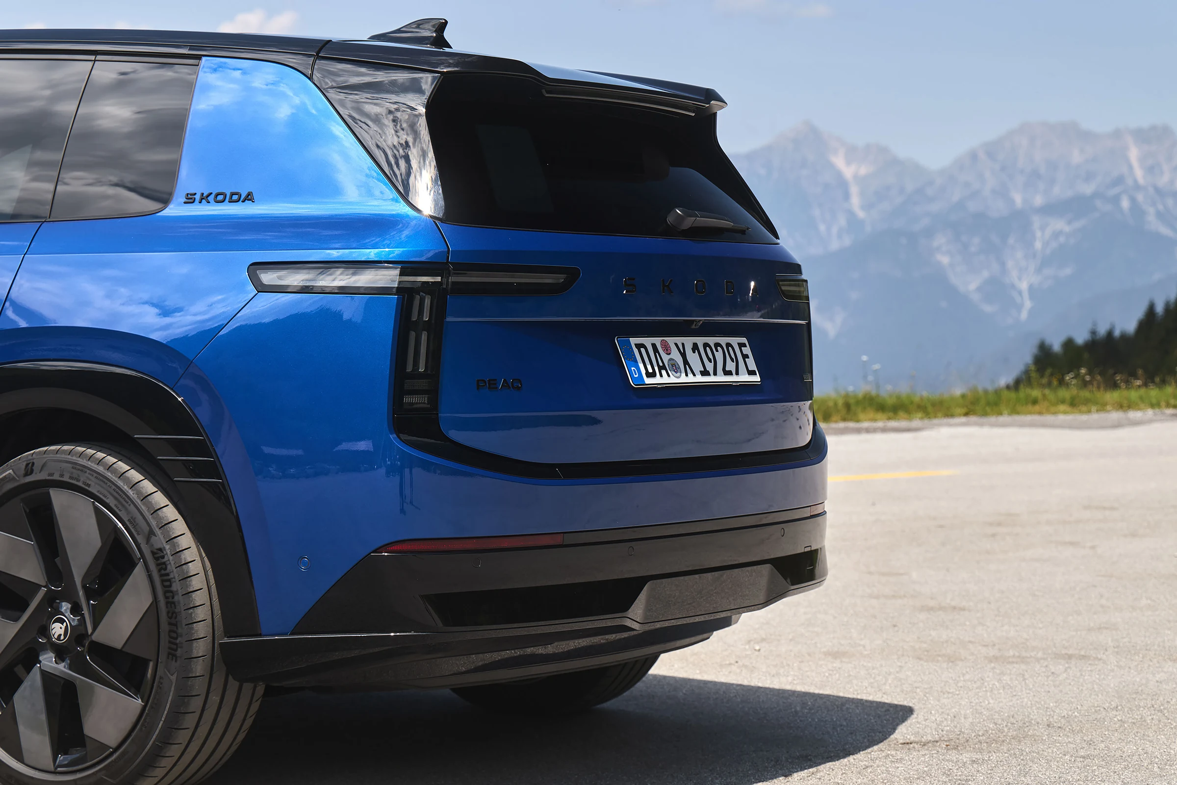 Skoda Peaq close-up details official photo 30