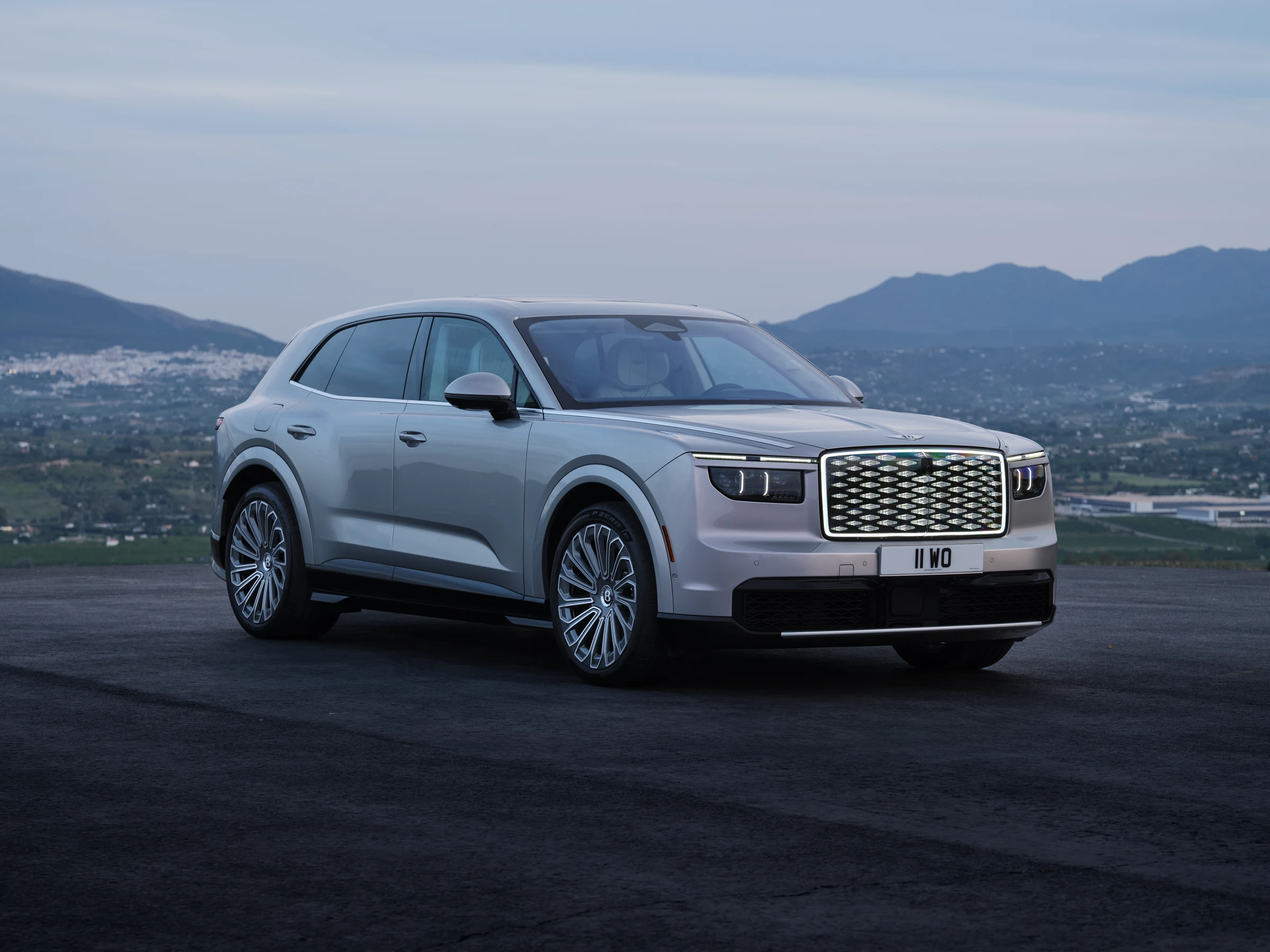 Bentley Torcal exterior official photo 7