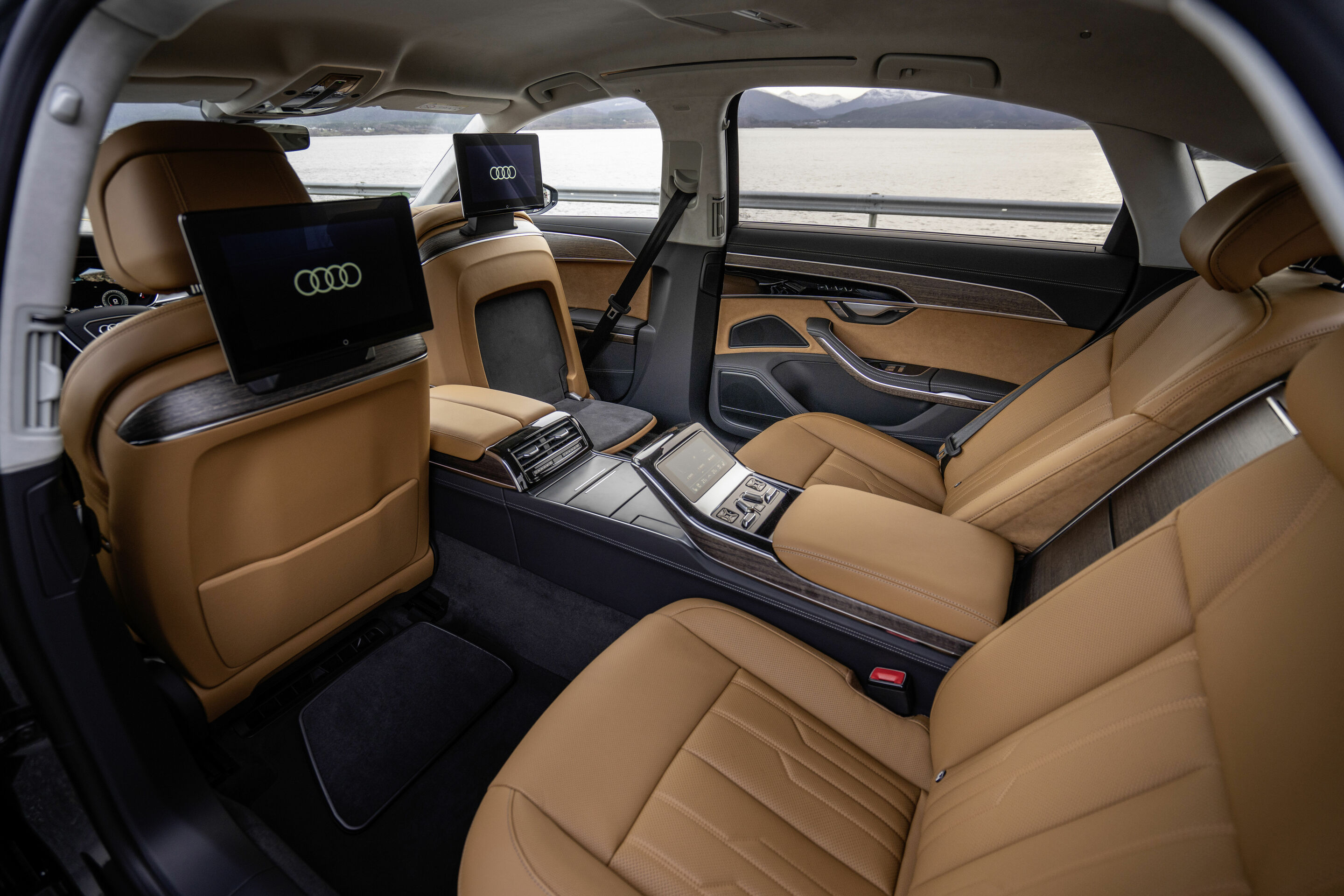 Audi A8 L interior and cockpit A218496