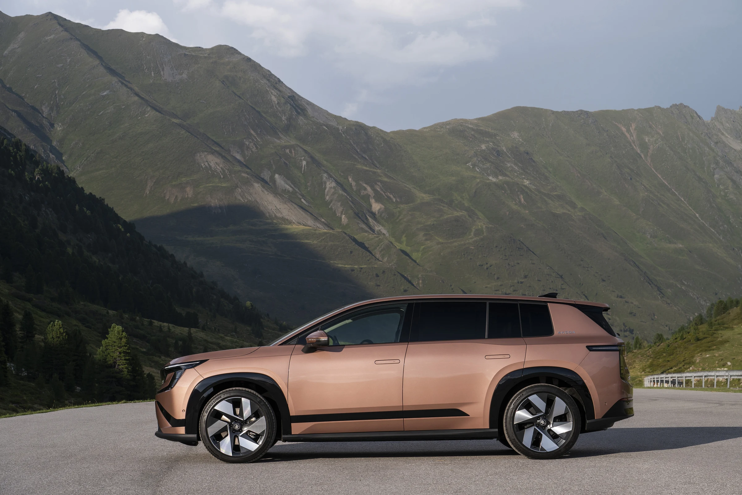 Skoda Peaq exterior official photo 9