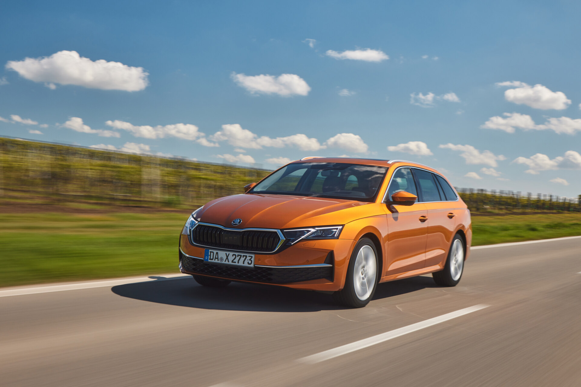 Škoda Octavia Exterior official photo